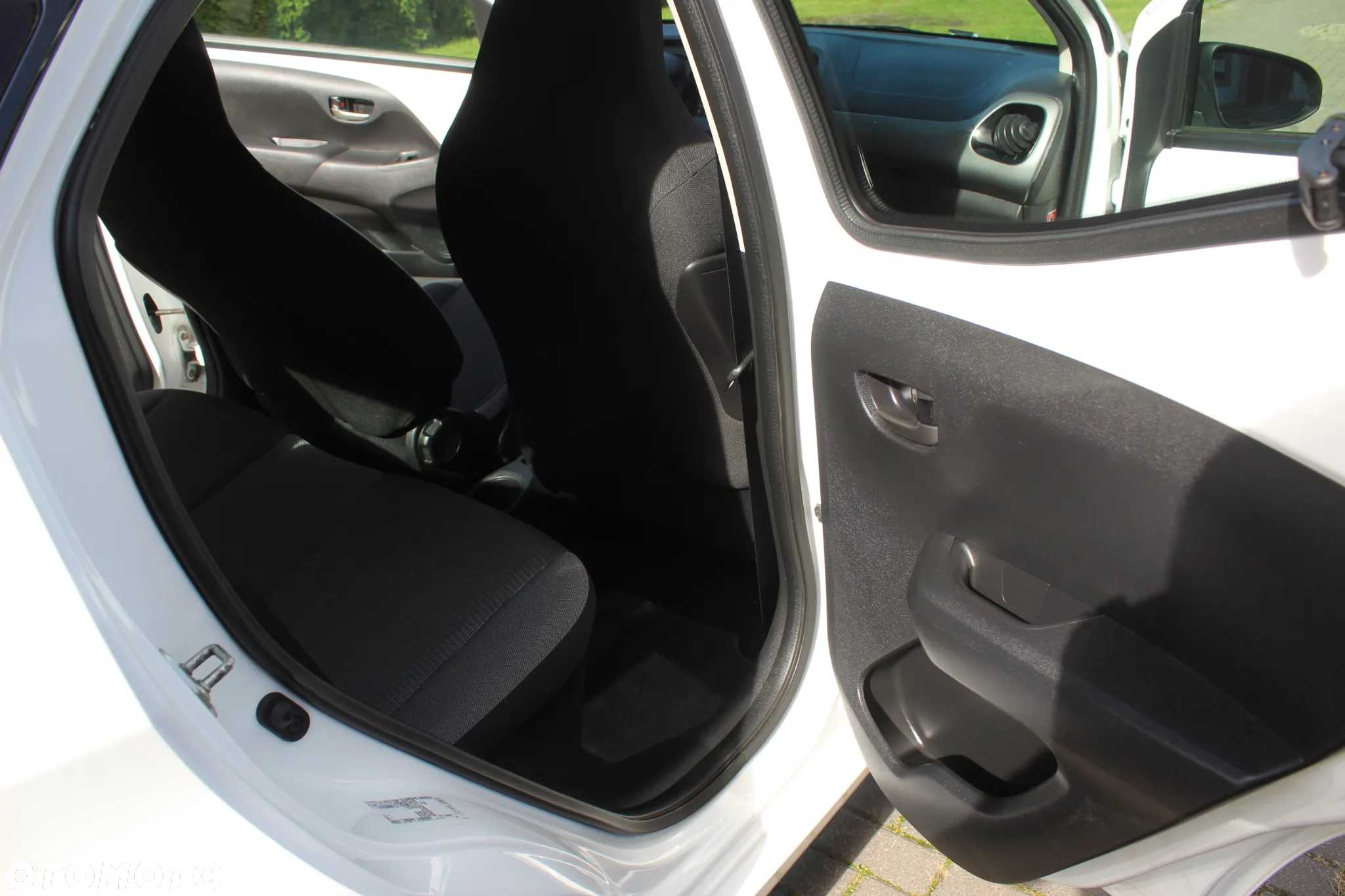 Toyota Aygo 1.0 VVT-i Color Edition - 22