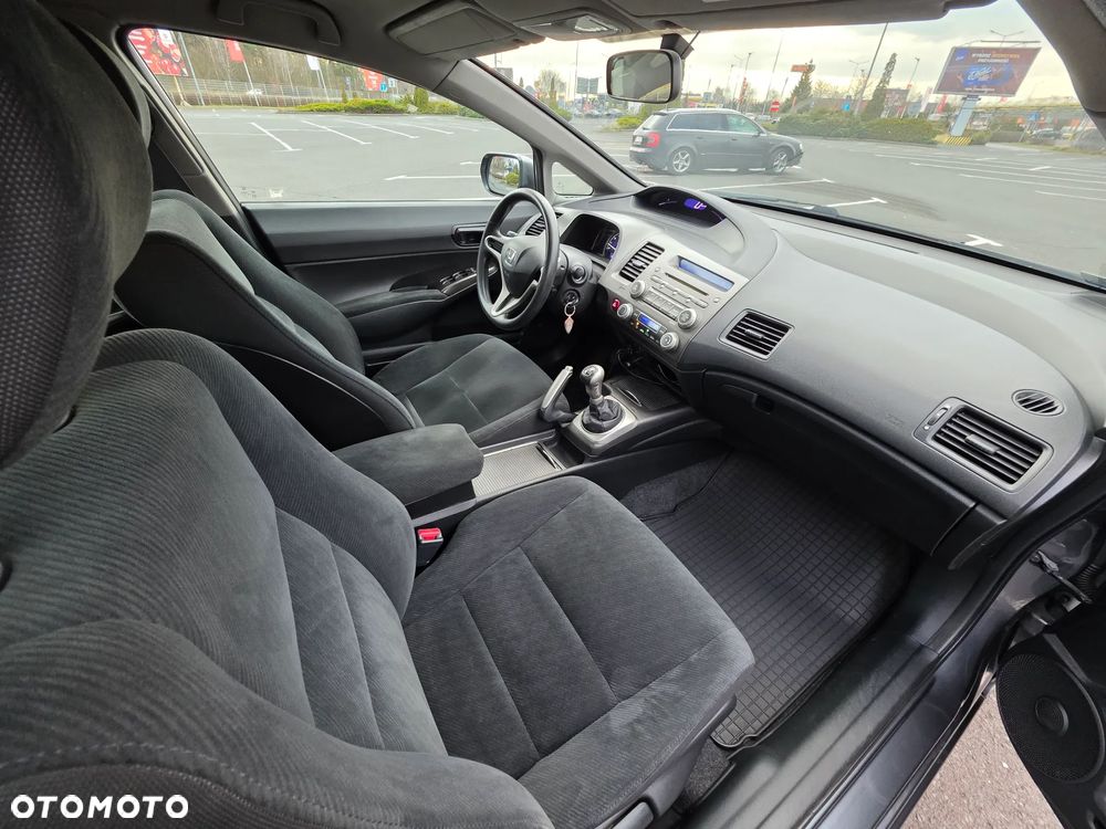 Honda Civic 1.8 Comfort - 16