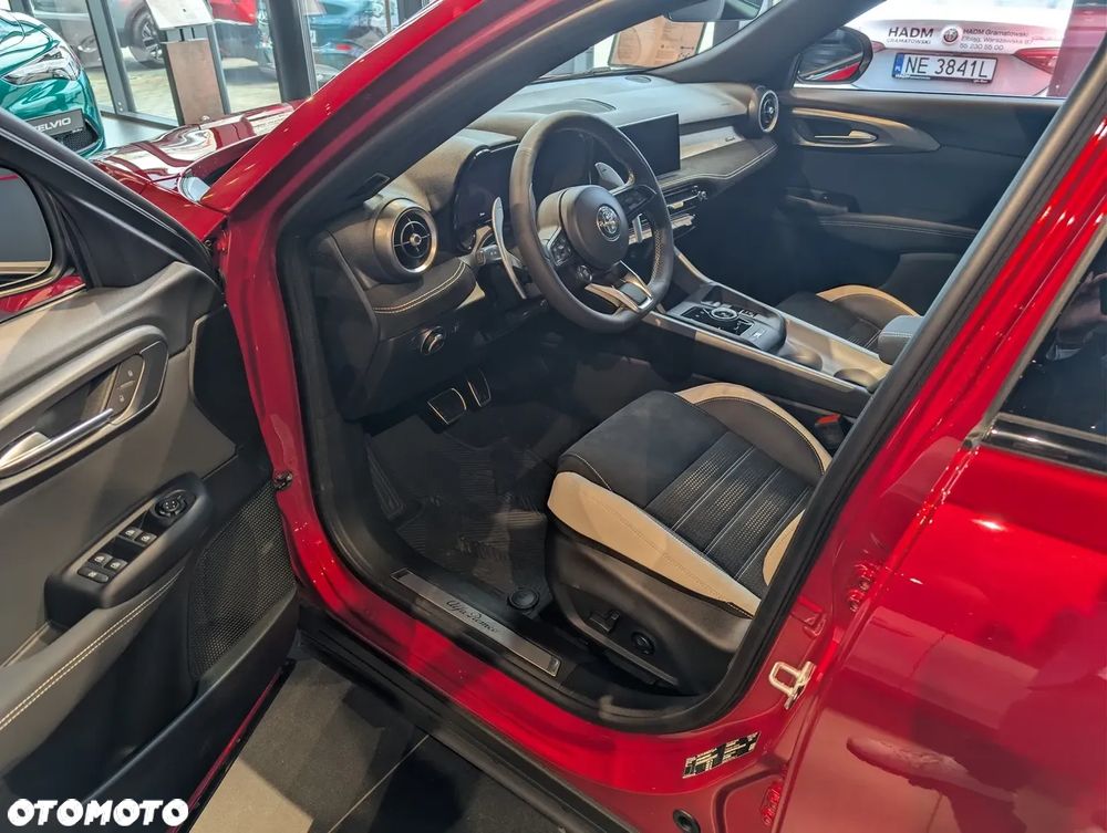 Alfa Romeo Tonale 1.5 T4 GSE mHEV Sport Speciale DCT - 4