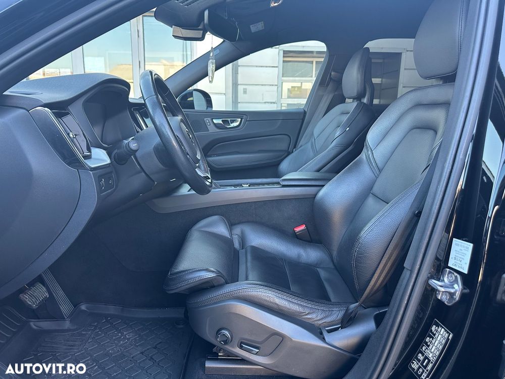 Volvo XC 60 D4 AWD Momentum - 19