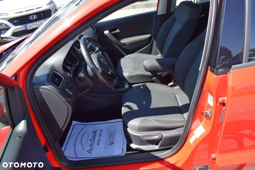 Volkswagen Polo - 15