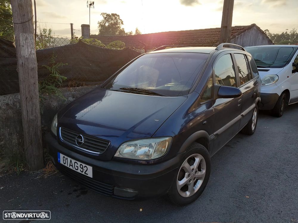 Opel Zafira 2.0 DTi - 1