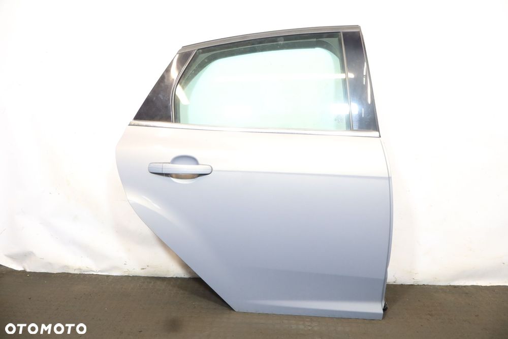 DRZWI PRAWY TYŁ FORD FOCUS III MK3 LB  HB - 1