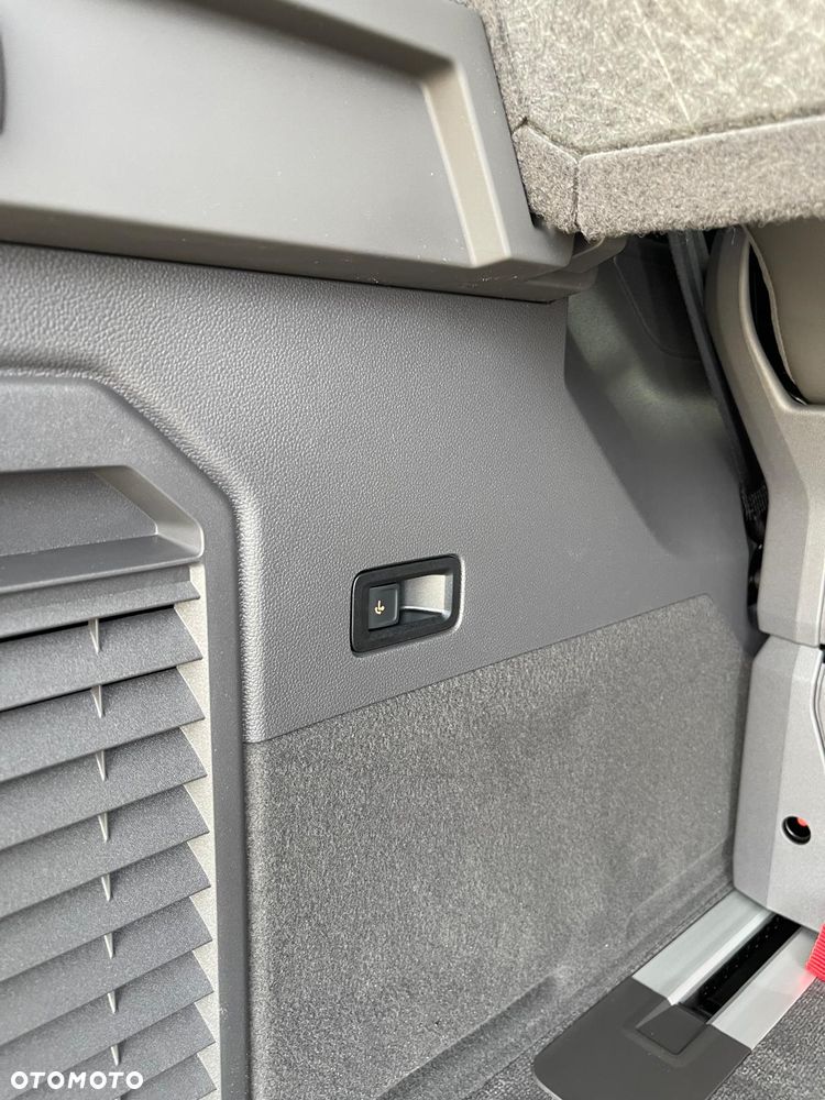 Volkswagen Multivan 2.0 TDI L2 Life DSG - 15