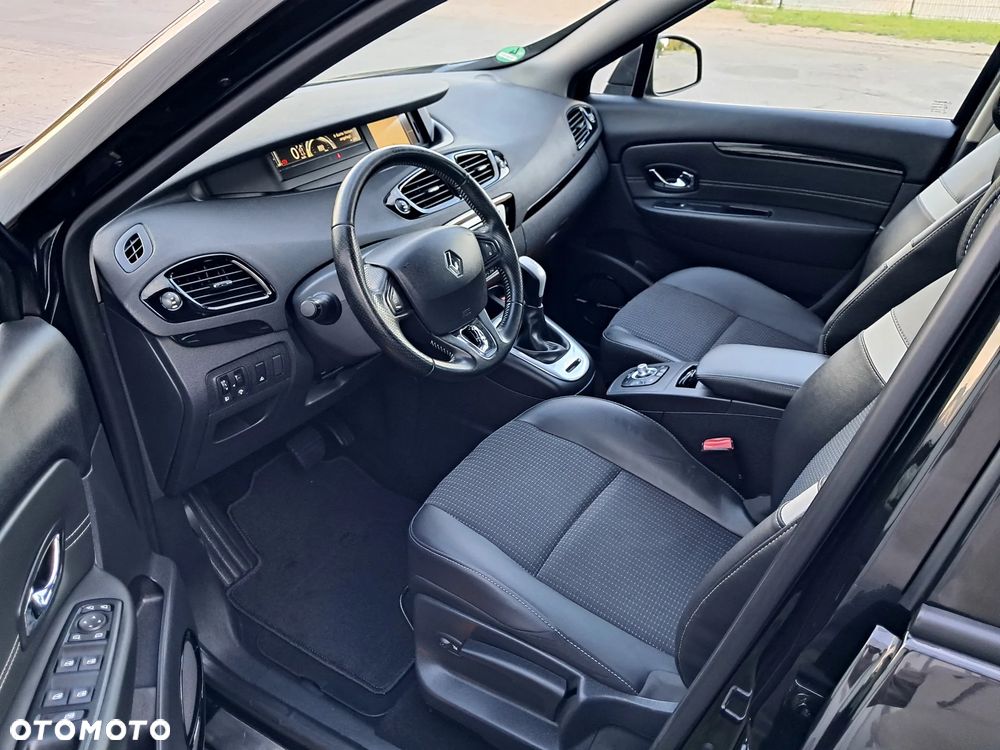 Renault Scenic dCi 110 EDC Bose Edition - 29