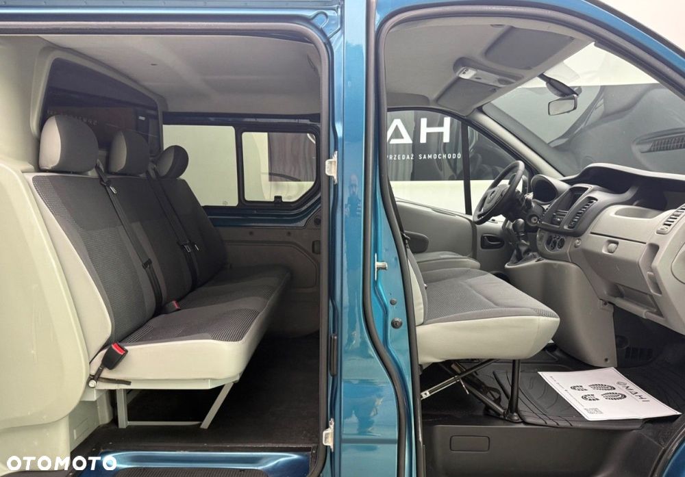 Opel Vivaro - 20