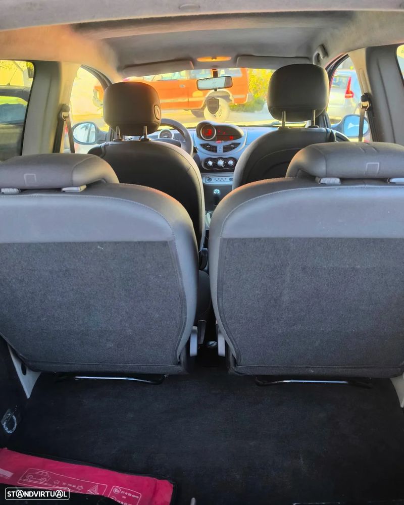 Renault Twingo 1.5 dCi Dynamique S - 4