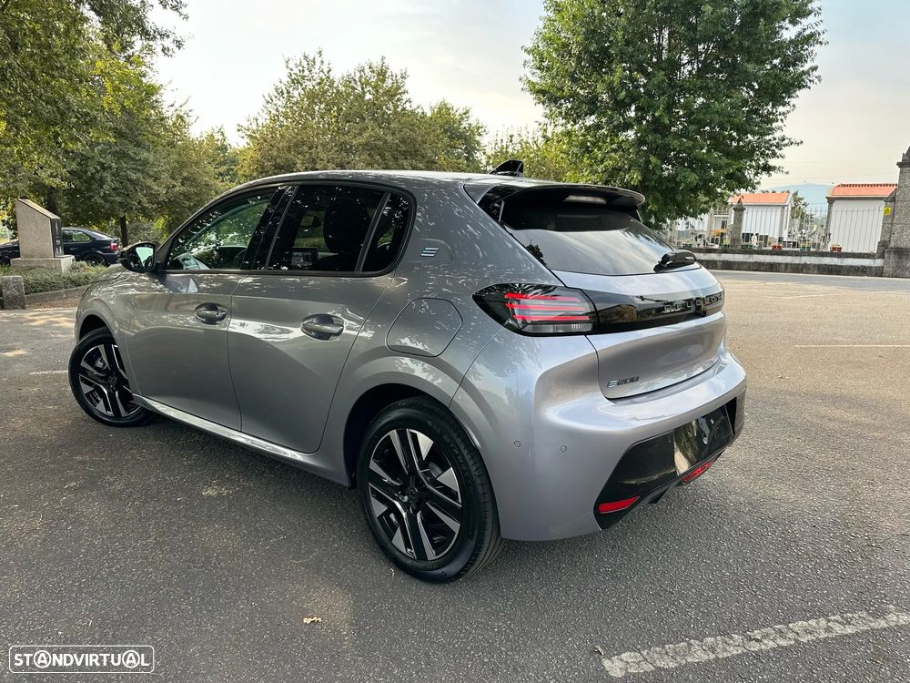 Peugeot e-208 51 kWh Allure - 5
