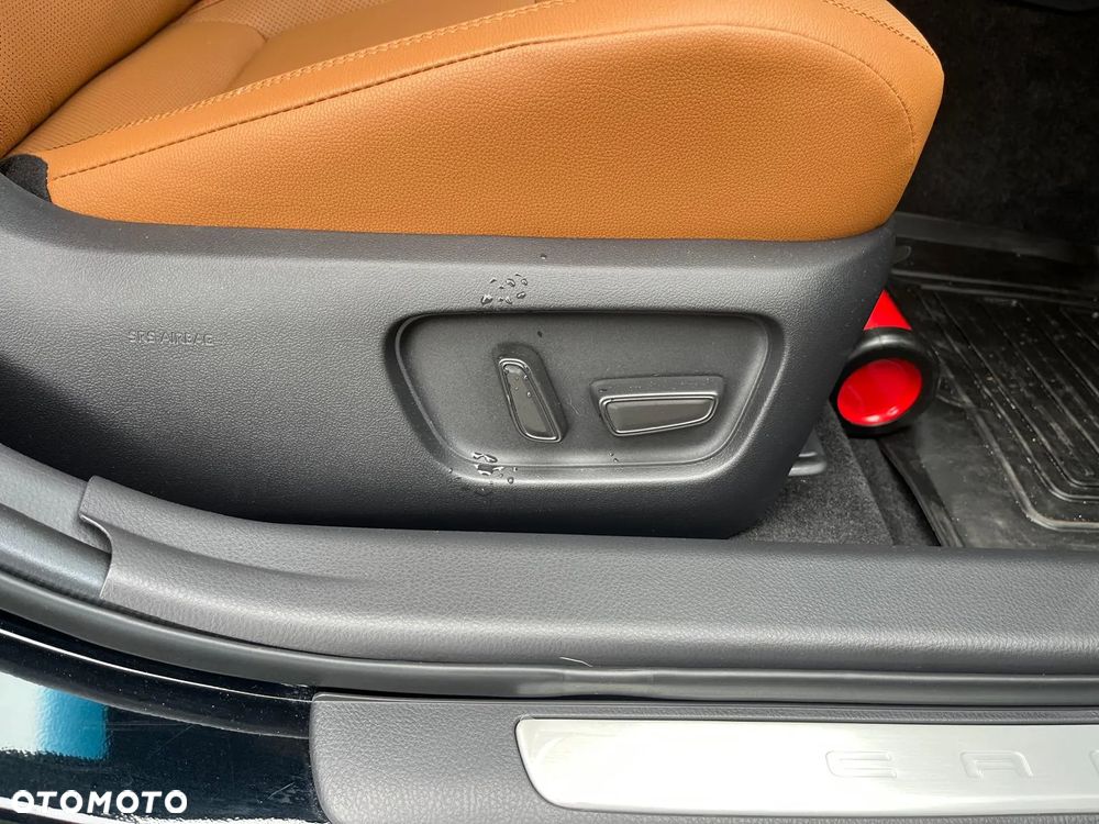 Toyota Camry 2.5 Hybrid Dynamic Force Prestige e-CVT - 21