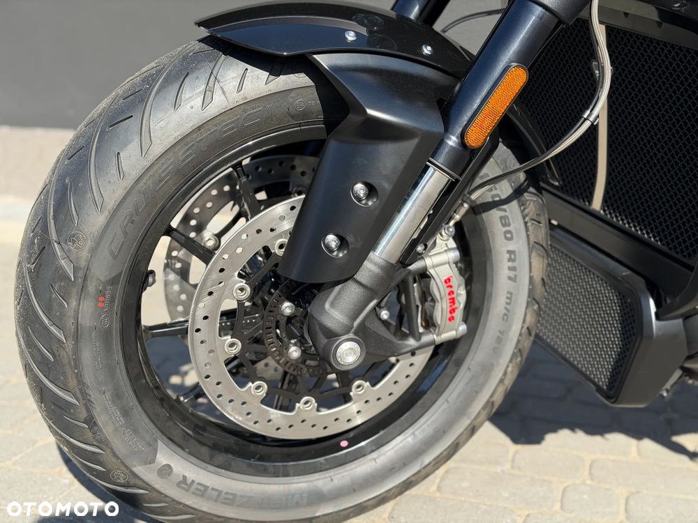 Triumph Rocket - 17