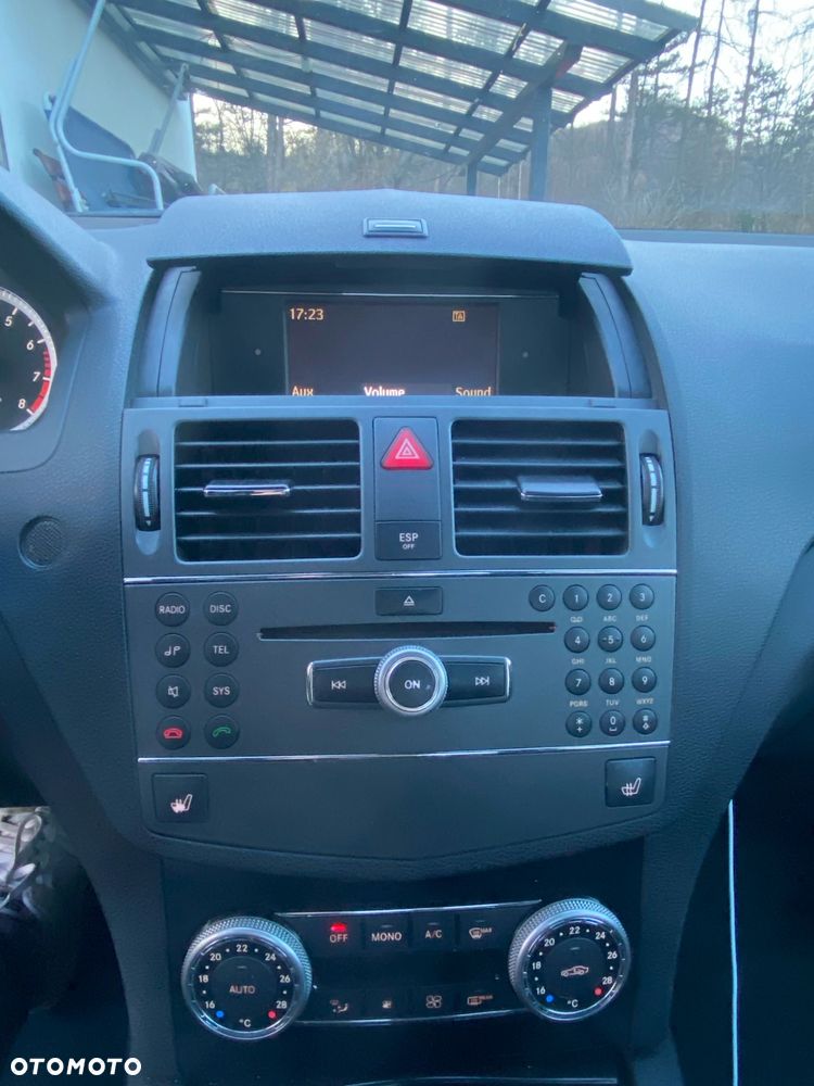 Mercedes-Benz Klasa C 180 Kompressor BlueEFFICIENCY - 5