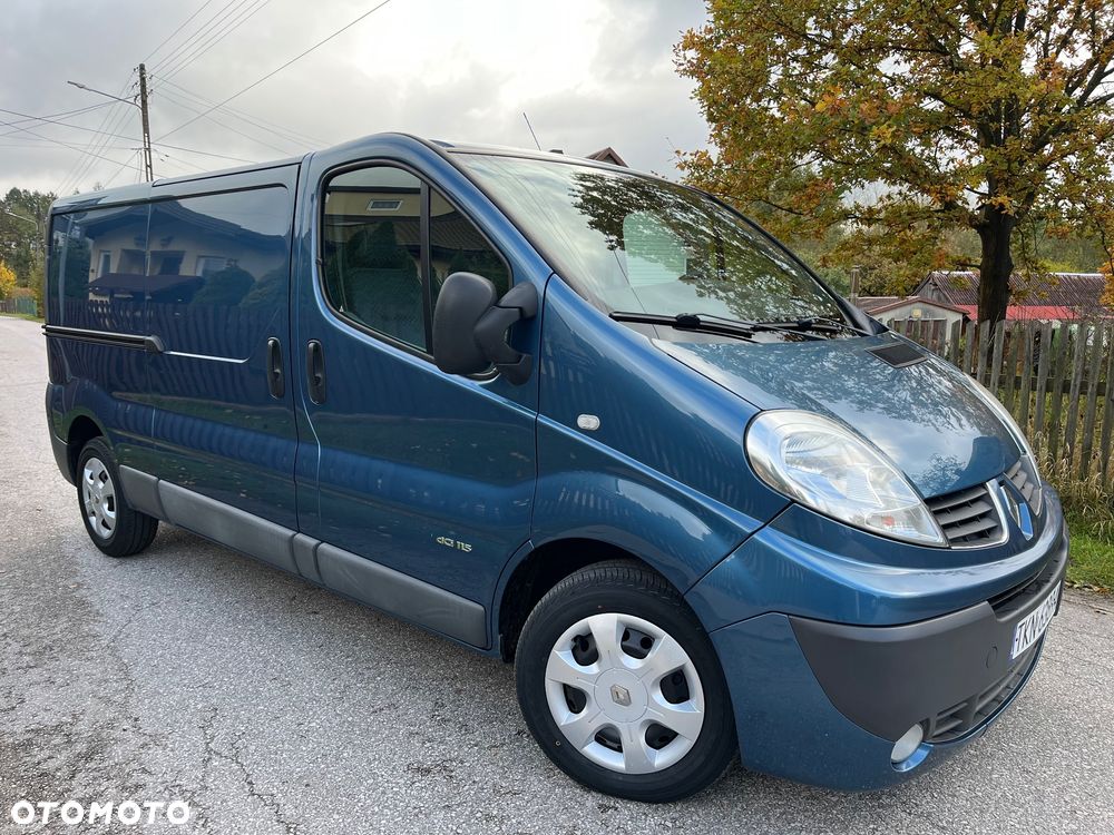 Renault TRAFIC - 24