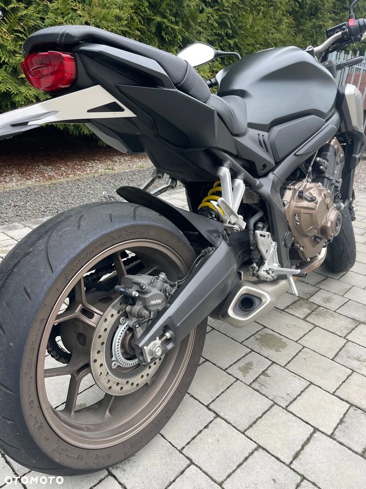 Honda CB - 9
