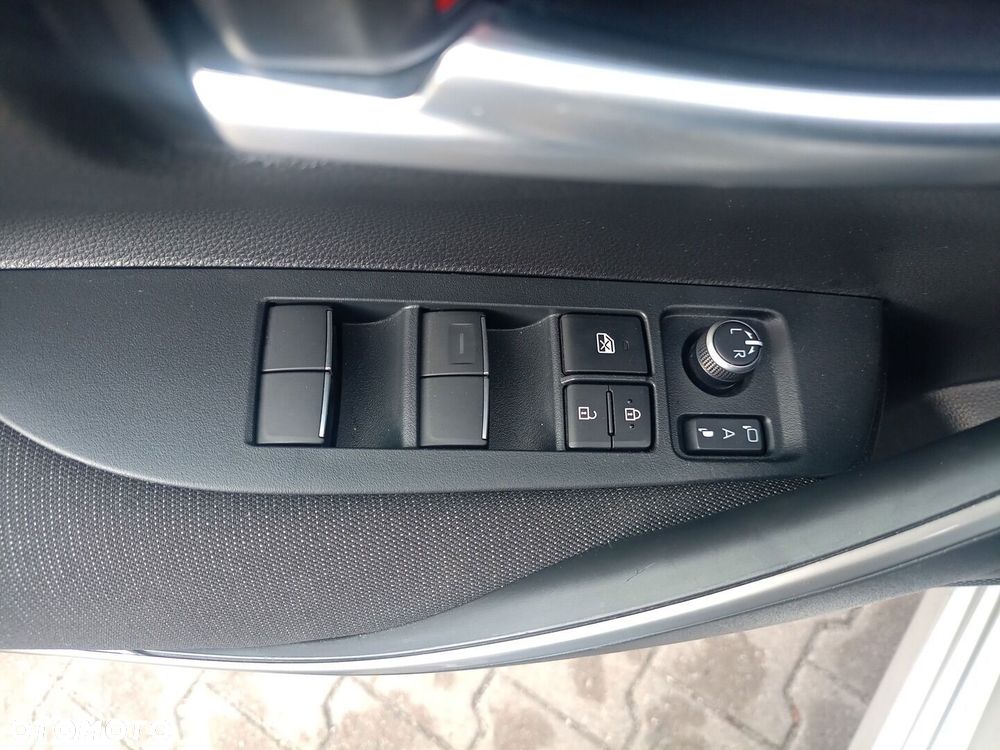 Toyota Corolla 1.8 Hybrid Style - 12