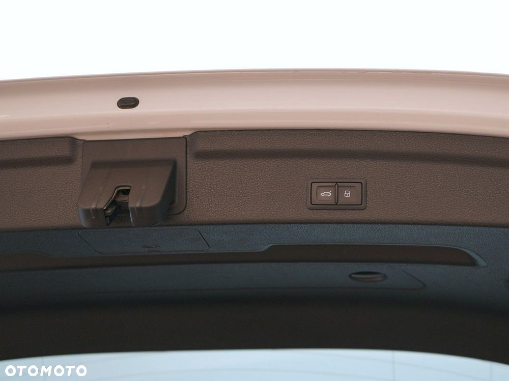 Audi Q3 Sportback - 14