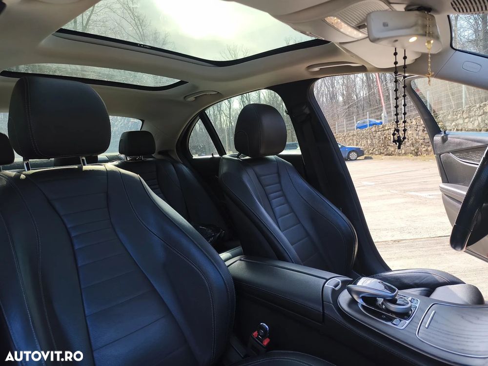 Mercedes-Benz E - 11