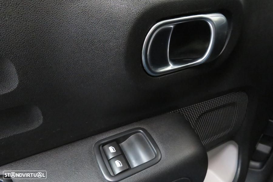 Citroën C3 1.2 PureTech C-Series - 24