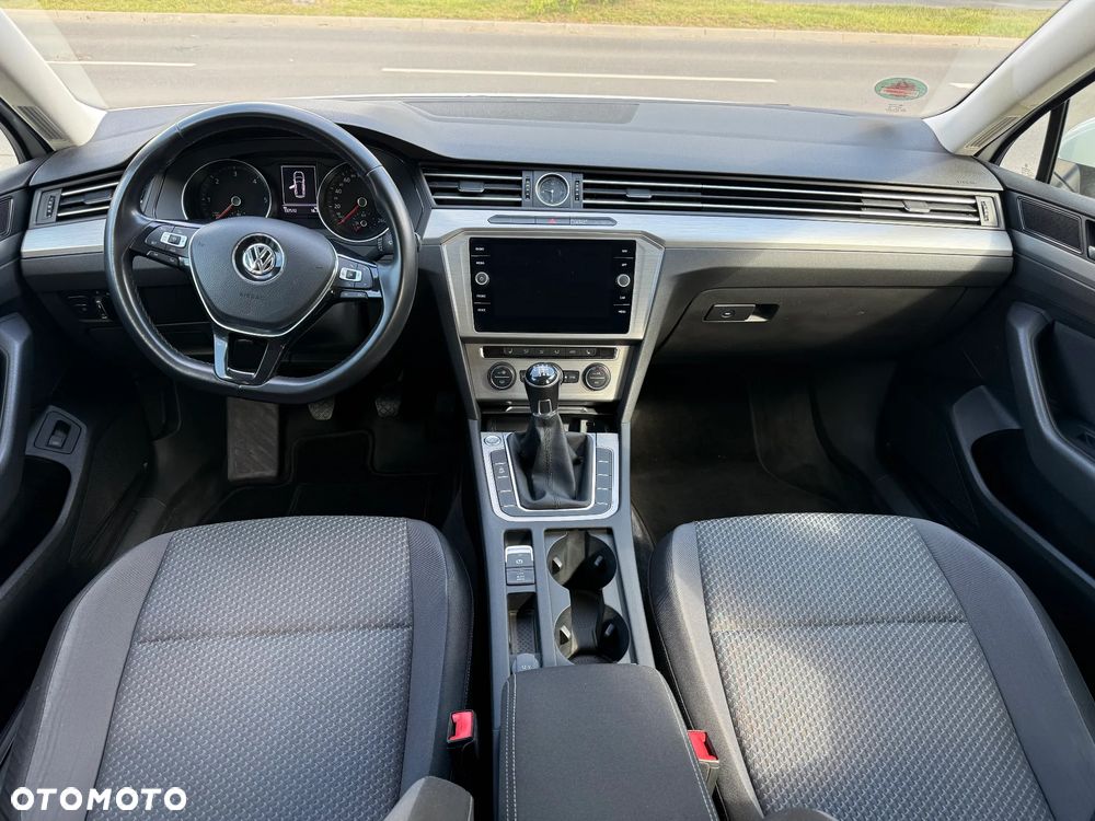 Volkswagen Passat 1.6 TDI (BlueMotion Technology) Comfortline - 6
