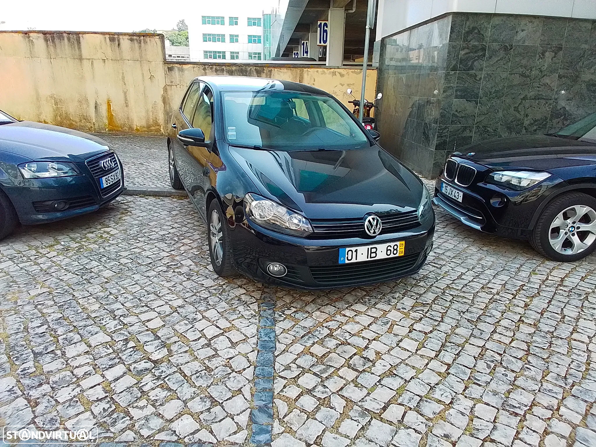 VW Golf 2.0 TDi Confortline - 5