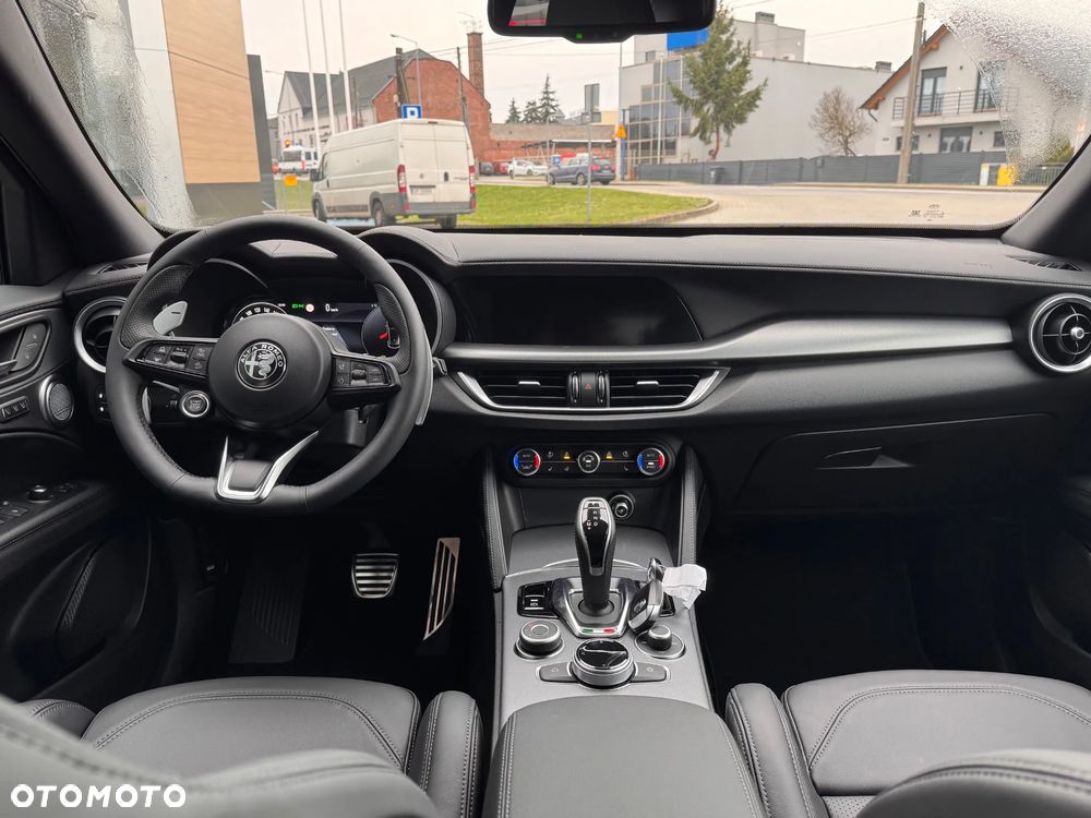 Alfa Romeo Stelvio 2.0 Turbo Veloce Q4 - 6