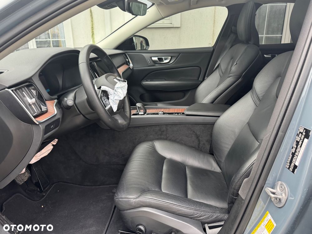 Volvo S60 B5 B AWD R-Design - 23