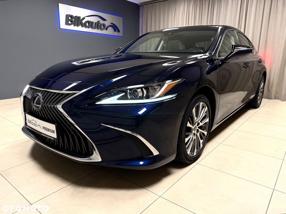 Lexus ES 300h Business Edition - 2