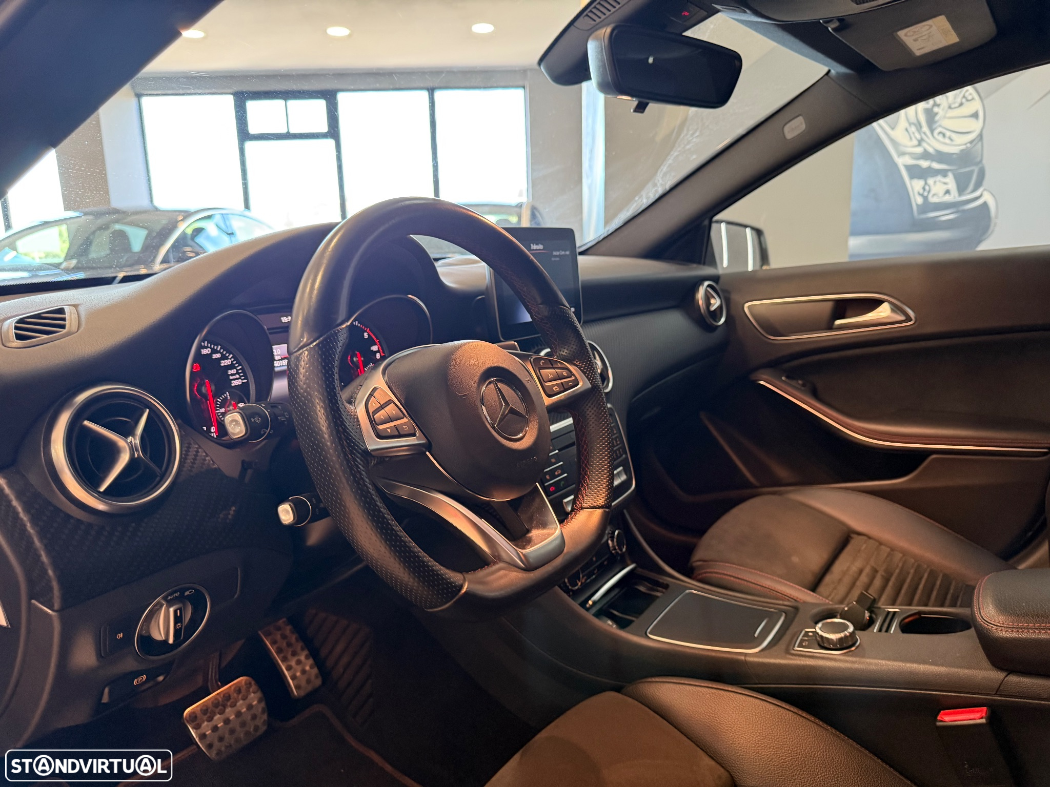 Mercedes-Benz A 180 d 7G-DCT AMG Line - 7