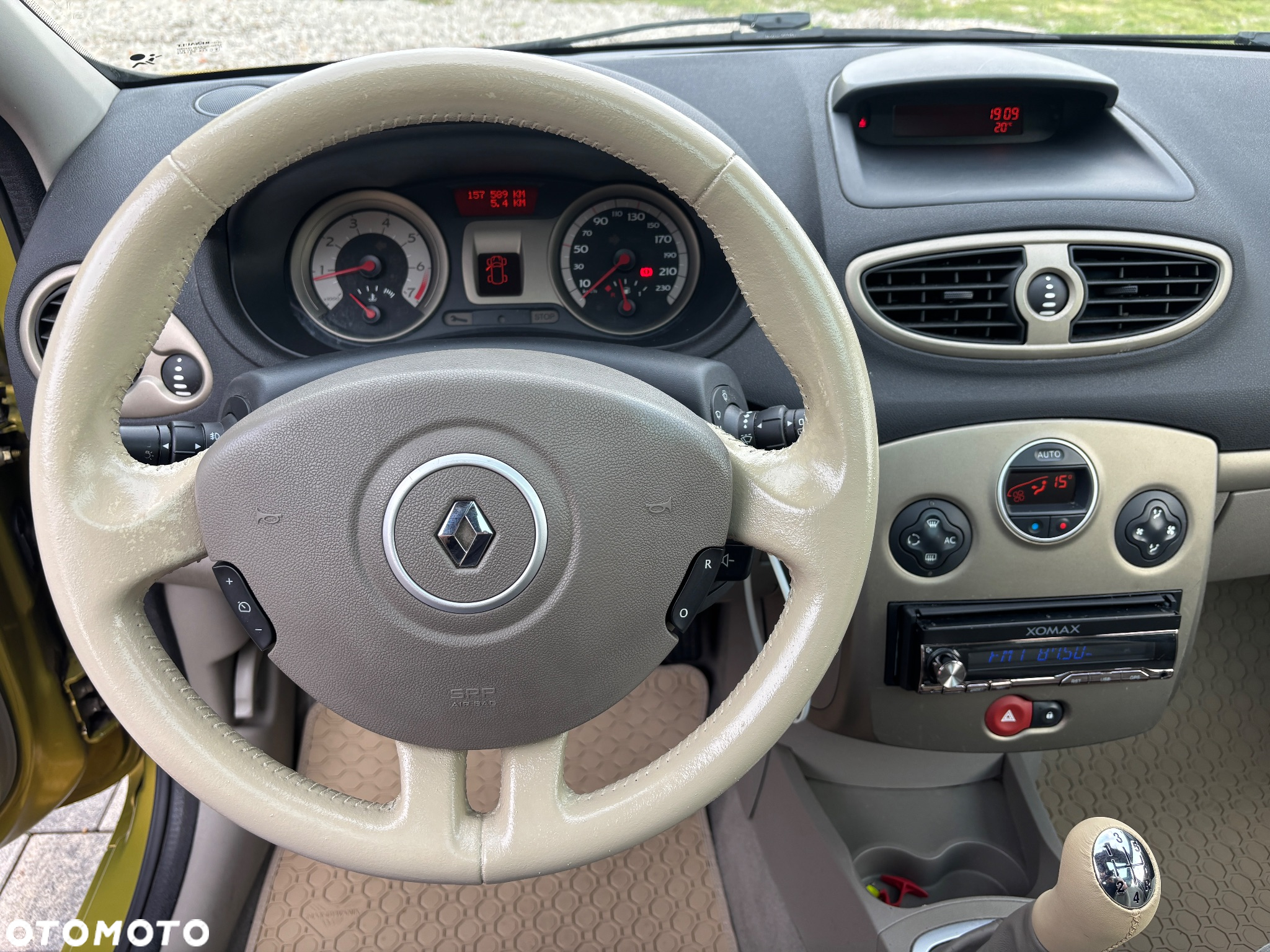 Renault Clio 1.6 16V Privilege - 17