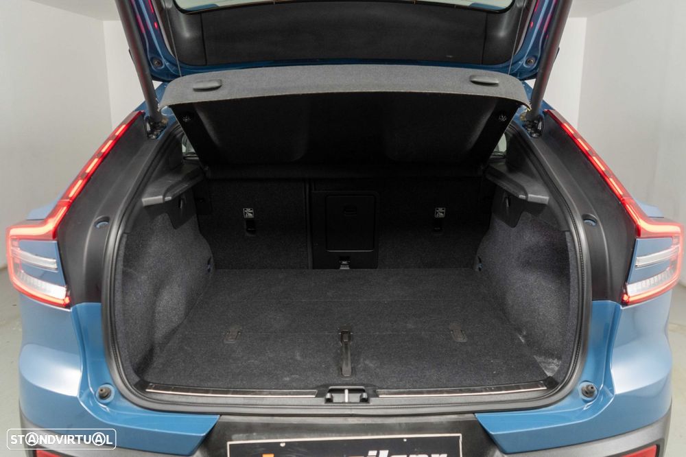 Volvo C40 Recharge Plus - 13