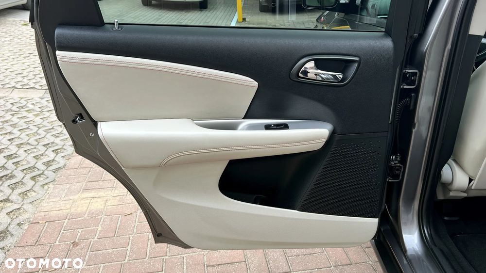 Fiat Freemont 2.0 Multijet 16V DPF Lounge - 28