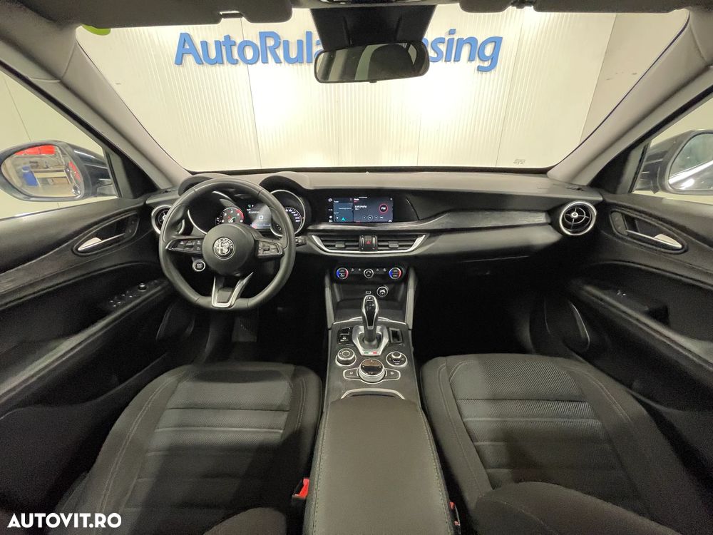 Alfa Romeo Stelvio 2.2 16V AT8 Q4 Business - 7