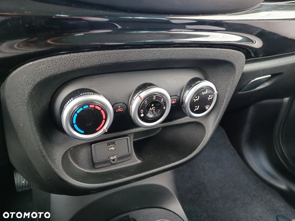 Fiat 500L ver-0-9-twinair-cross - 23