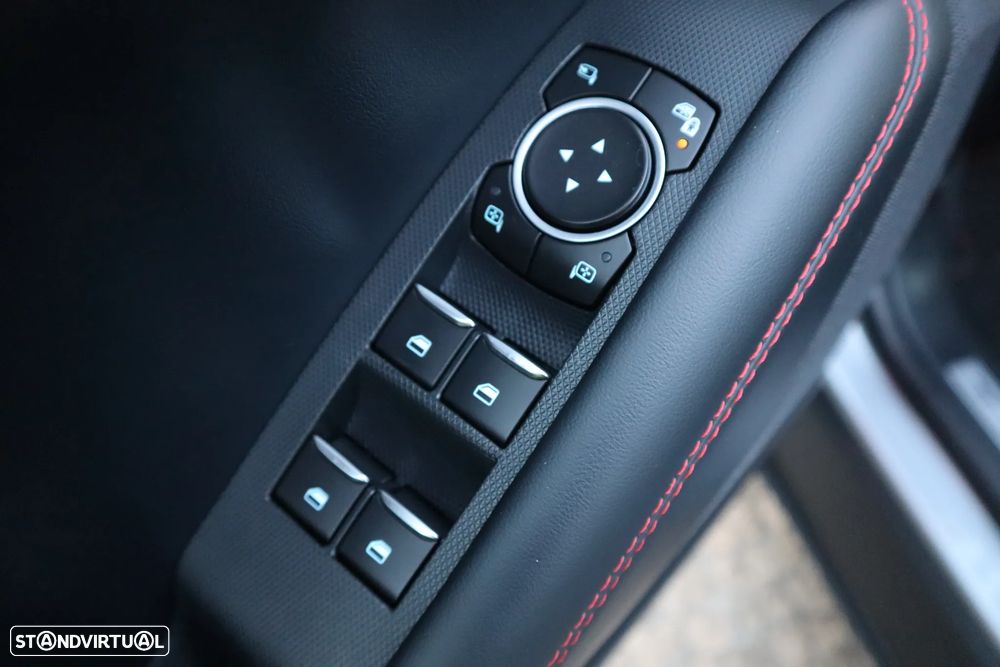 Ford Mustang Mach-E 75.7 kWh Premium AWD - 18
