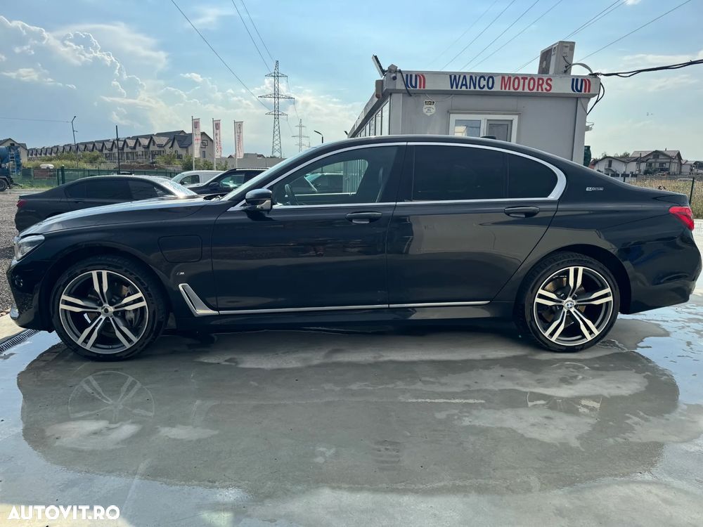 BMW Seria 7 740e iPerformance - 8