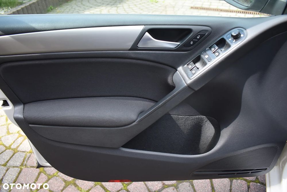 Volkswagen Golf 1.2 TSI BMT Trendline - 9