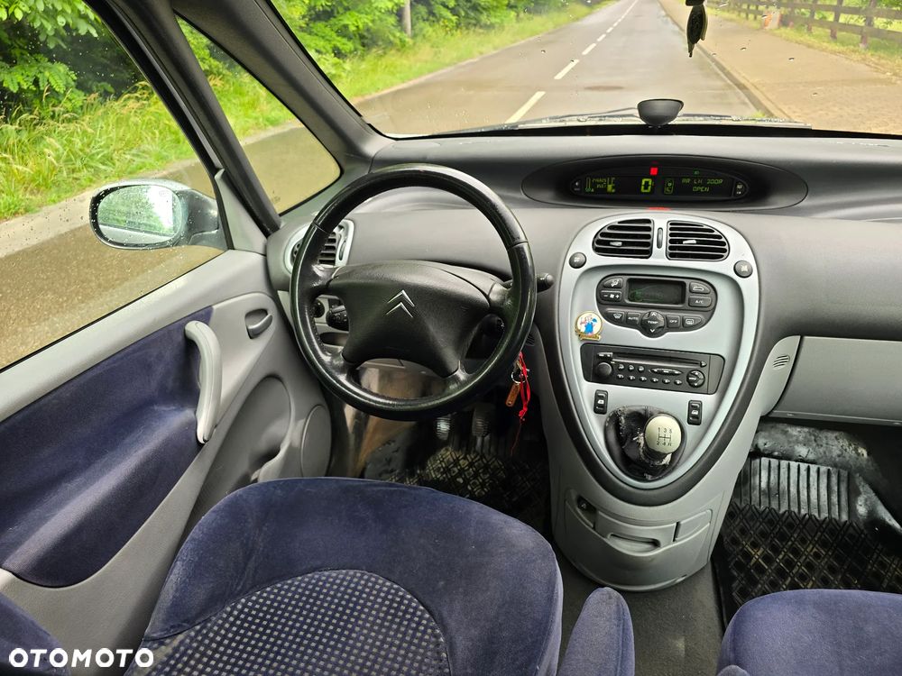 Citroën Xsara Picasso 1.6 HDi Exclusive - 26