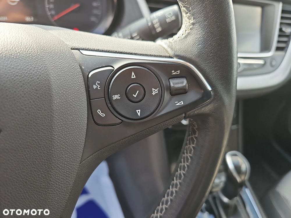 Opel Grandland X 1.2 T GPF Design Line S&S - 18