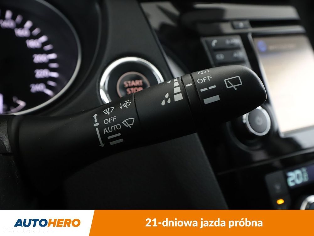 Nissan Qashqai 1.2 DIG-T N-Connecta - 28