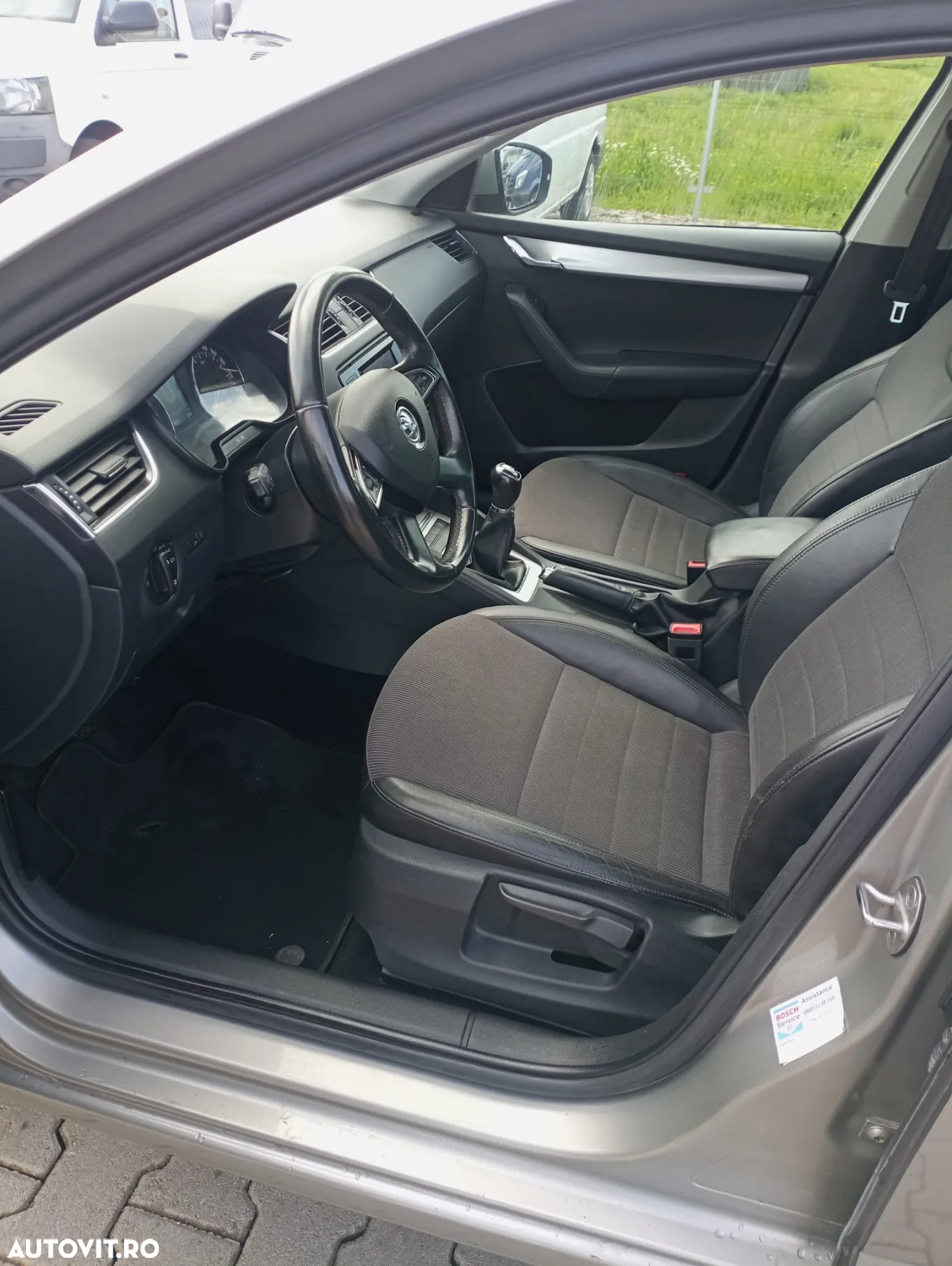 Skoda Octavia Combi Diesel 2.0 TDI 4X4 Ambition - 10