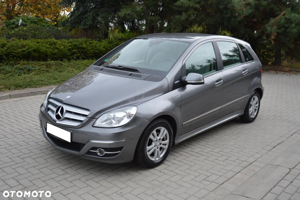 Mercedes-Benz Klasa B 180 BlueEFFICIENCY SPORT EDITION - 3