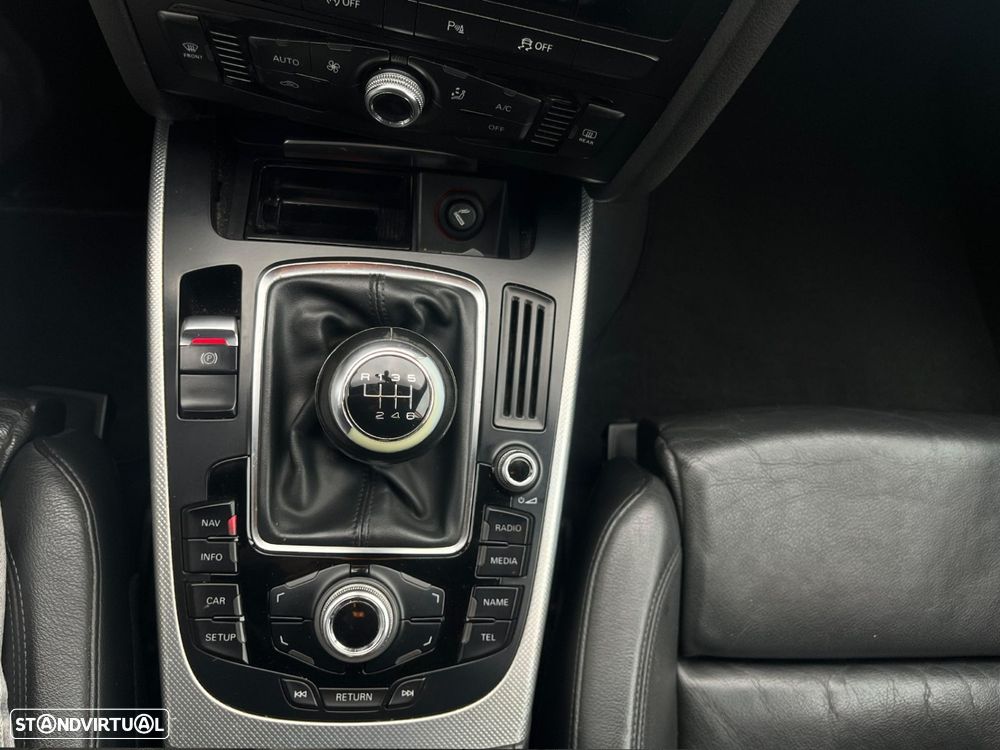 Audi A4 Avant 2.0 TDI Business Line S-line - 13