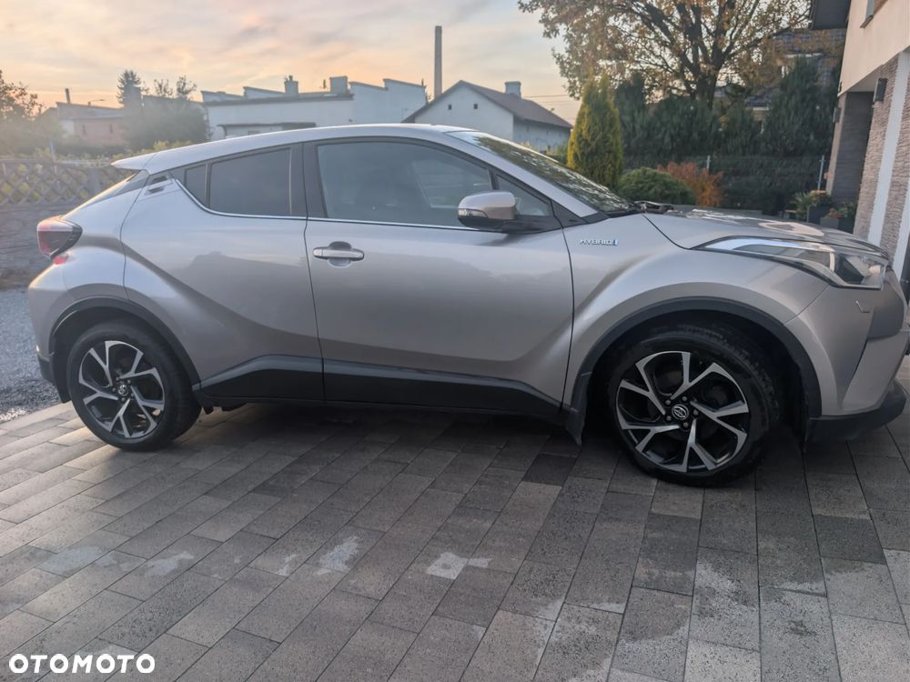 Toyota C-HR - 21