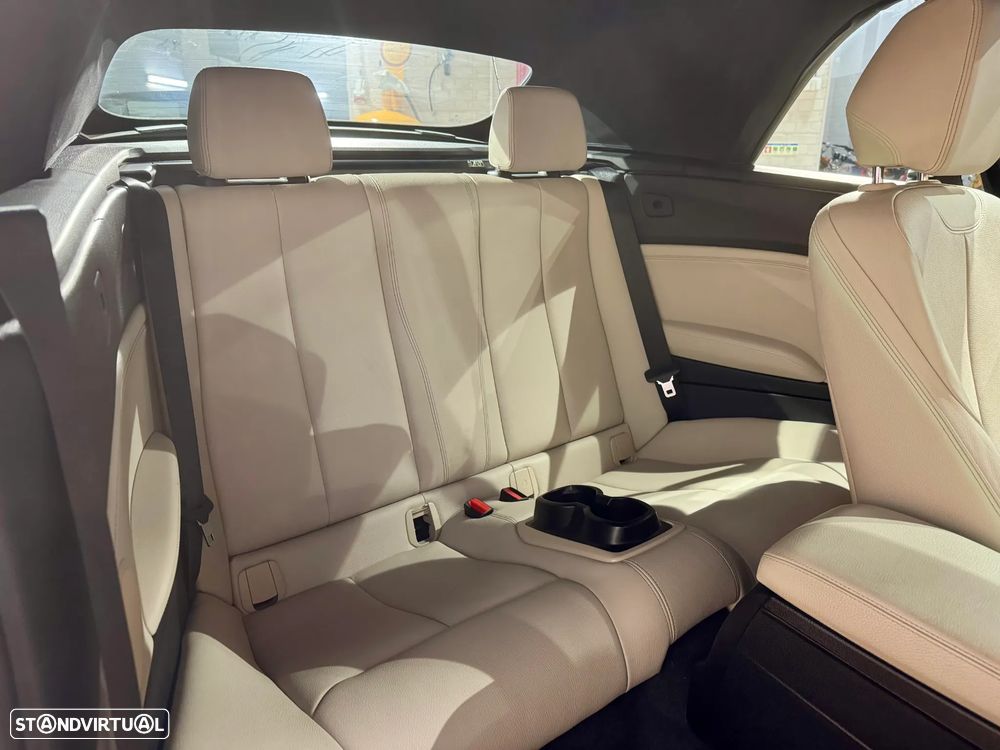 BMW 220 d Cabrio LIne Luxury Auto - 25