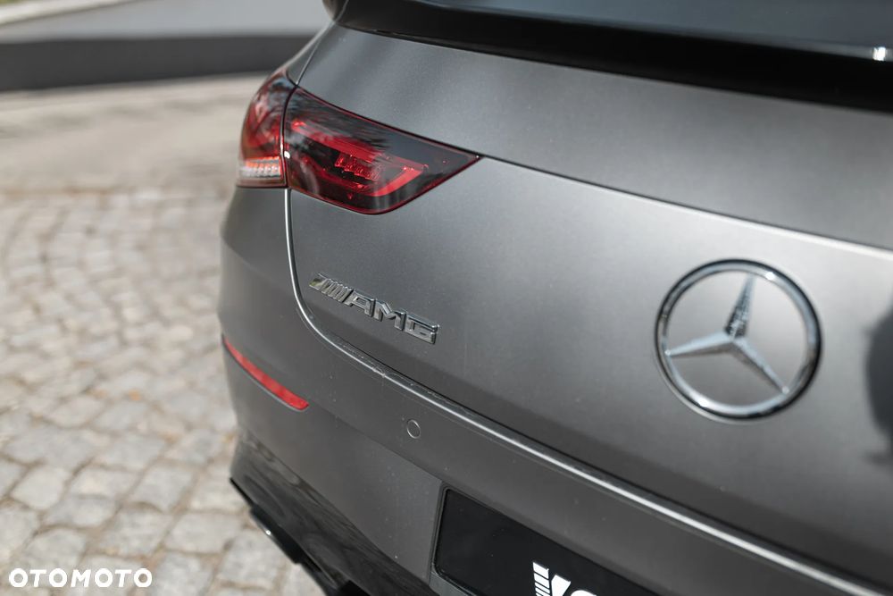 Mercedes-Benz CLA AMG 35 4-Matic 7G-DCT - 12