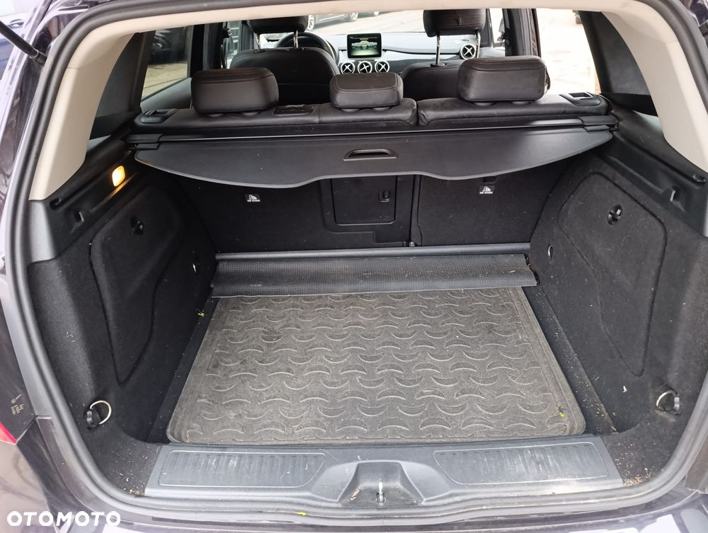 Mercedes-Benz Klasa B 250 4Matic 7G-DCT - 14