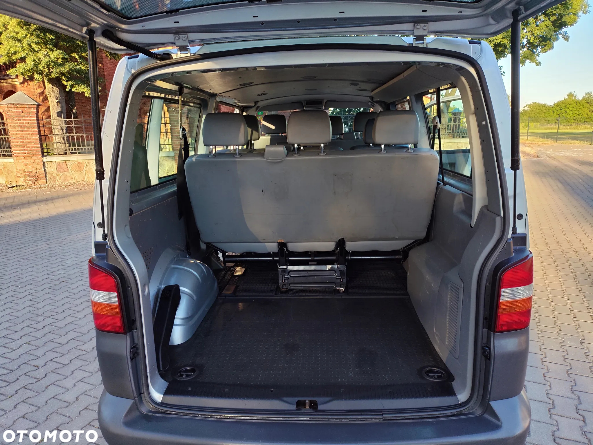 Volkswagen Transporter T5 TDI L2 Max - 19
