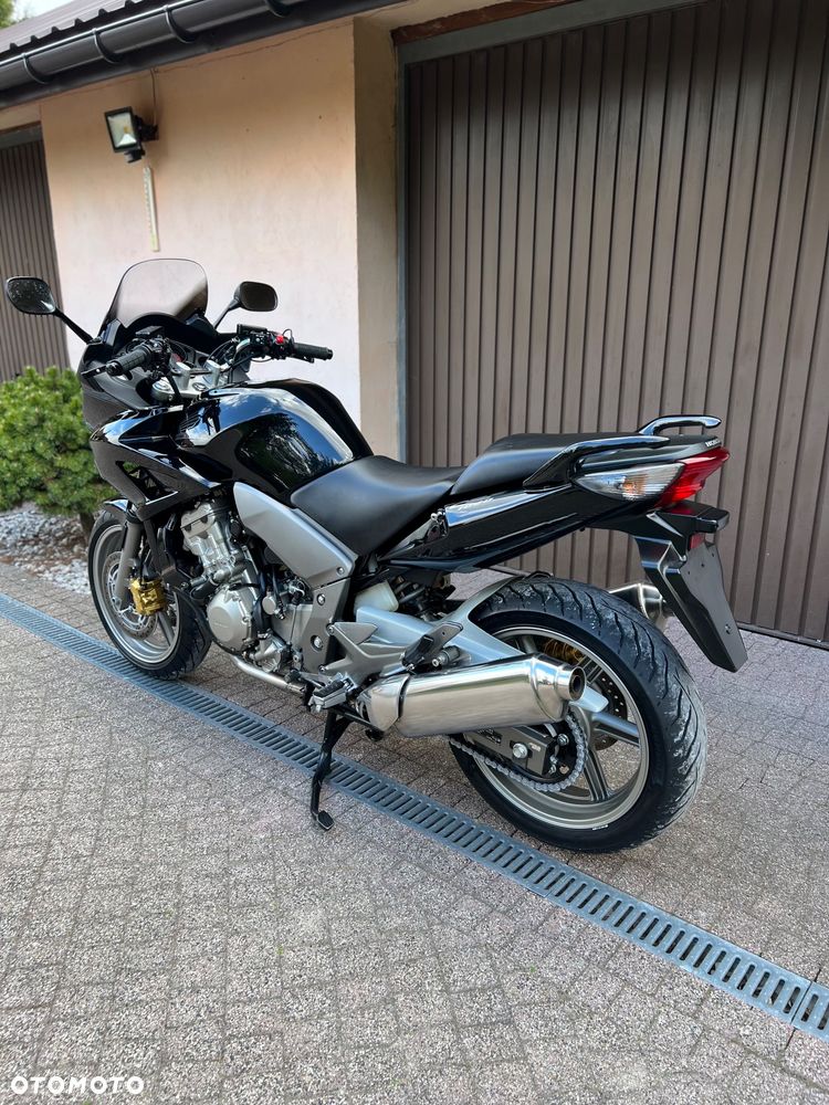 Honda CBF - 4