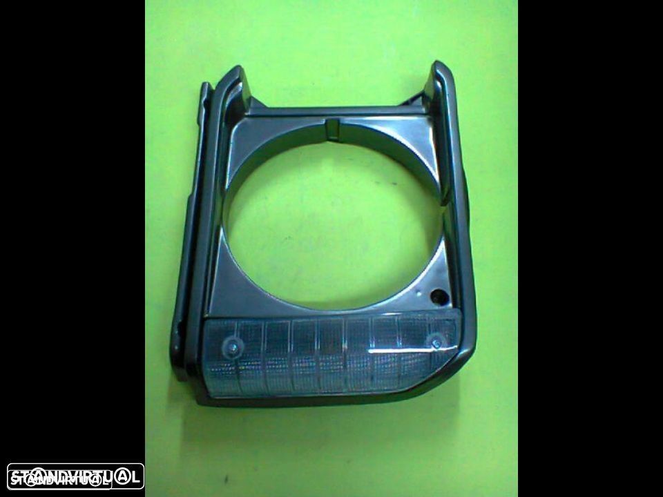 Aro / aros de farol Toyota Hilux Ln40 1979-1981 - 1