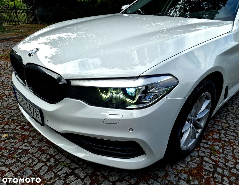 BMW Seria 5 520d Luxury Line - 19
