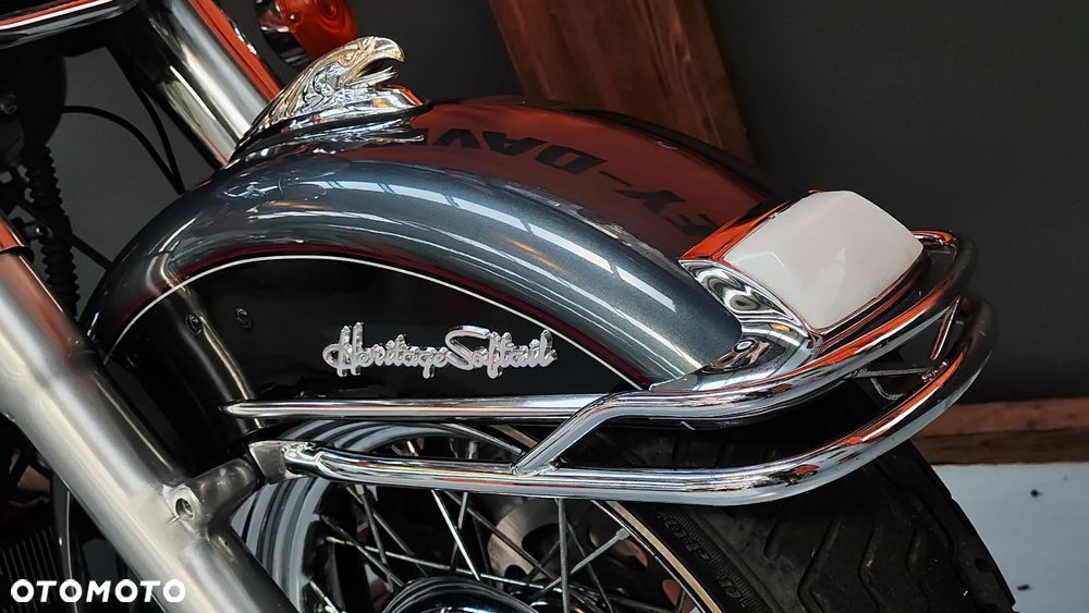 Harley-Davidson Softail Deluxe - 12